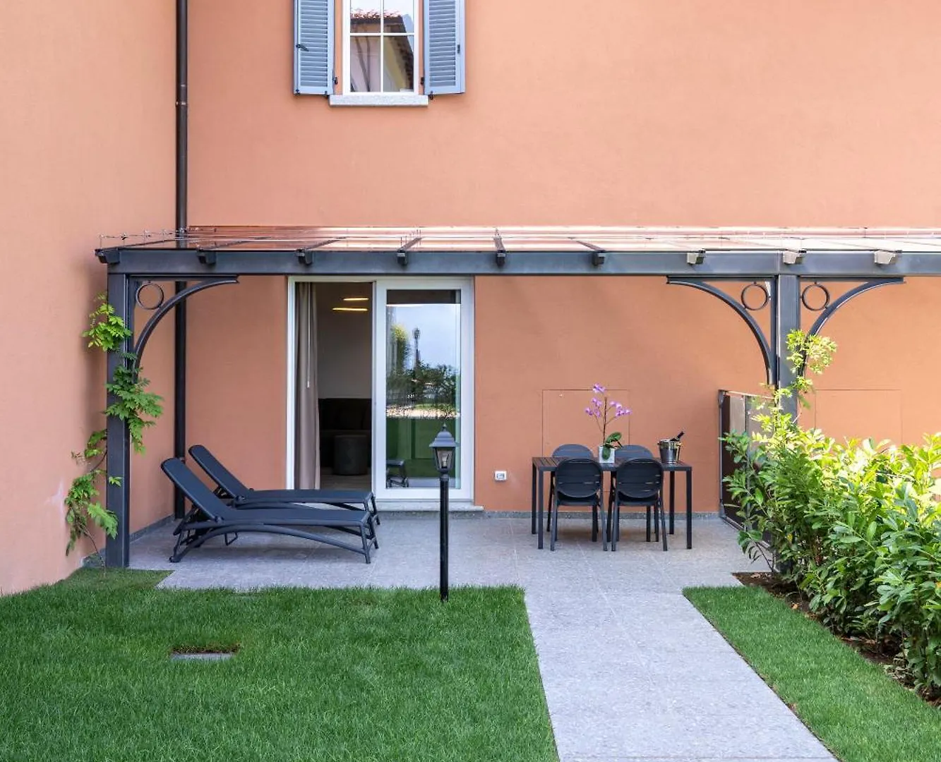 Alex'S Luxury Lake View Apt Pool And Tennis Como 0*,  Italy